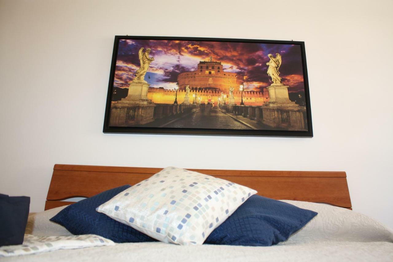 Apartamento Roma Apartment *